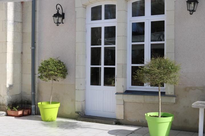 ホテル Logis Le Port Saint Aubin Morannes sur Sarthe-Daumeray エクステリア 写真