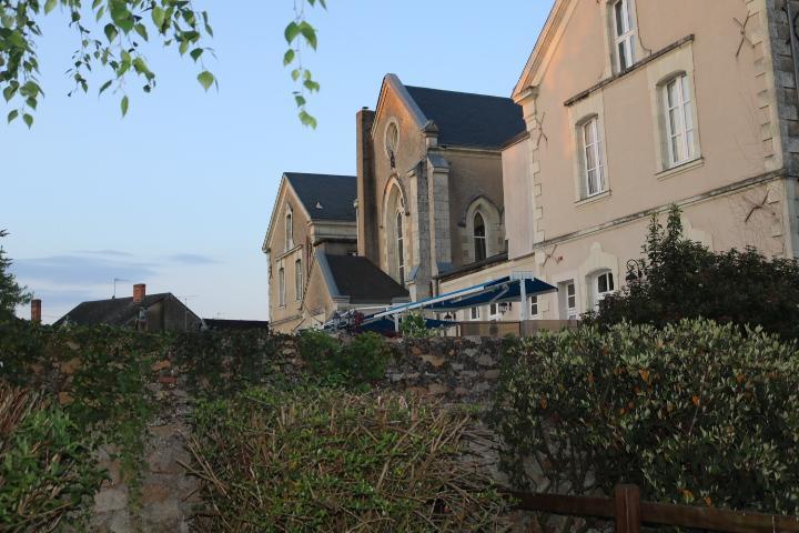 ホテル Logis Le Port Saint Aubin Morannes sur Sarthe-Daumeray エクステリア 写真